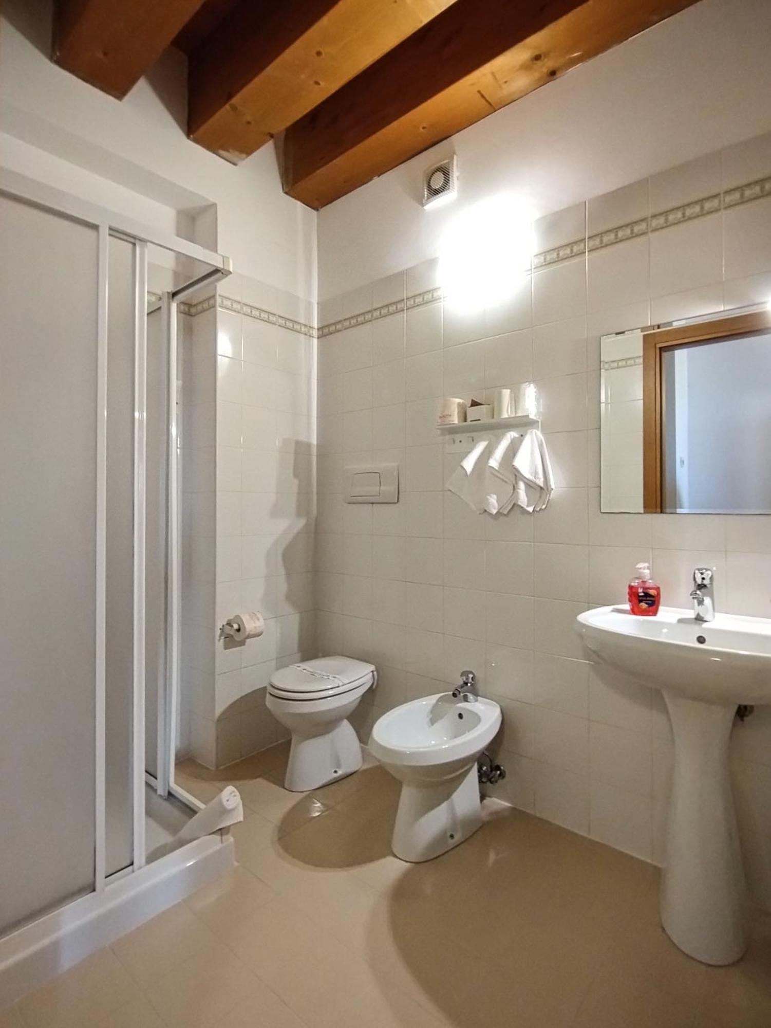 Hostal Quadrifoglio Relax San Donà di Piave Exterior foto
